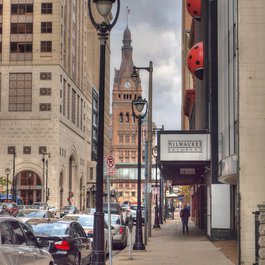City Hall, Milwaukee Photo #3 by Jim Bauer from flickr