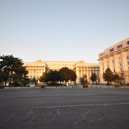 The National Museum Of Art Of Romania, Bucharest Photo #2 by Jorge Láscar from flickr
