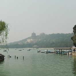 Kunming Lake, Beijing (Peking) Photo #2 by Michael Coghlan from flickr