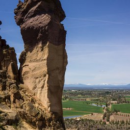 Smith Rock, Bend Photo #5 by Chris Brooks from flickr