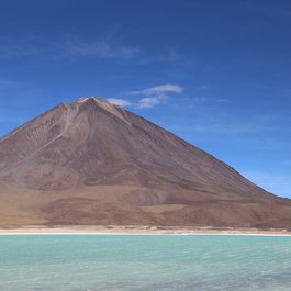 Laguna Verde, Bolivia Photo #3 by François Bianco from flickr