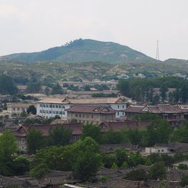 Kaesŏng, North Korea Photo #2 by Clay Gilliland from flickr
