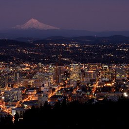 Pittock Mansion, Portland Photo #3 by Alejandro Rdguez from flickr