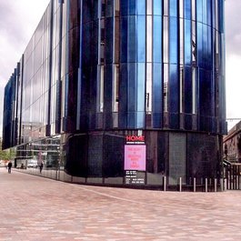 Manchester Art Gallery, Manchester Photo #7 by Stephen Gidley from flickr