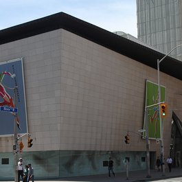 Bata Shoe Museum, Toronto Photo #4 by Rick Ligthelm from flickr