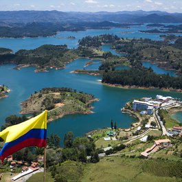 Guatapé, Medellín Photo #1 by Diego Robayo from flickr