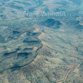 Wilpena Pound, South Australia Photo #8 by Franz Venhaus from flickr