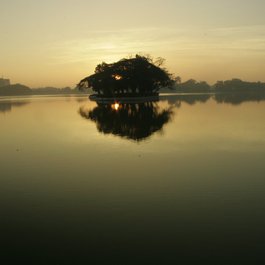 Ulsoor Lake, Bangalore Photo #5 by Swaminathan from flickr