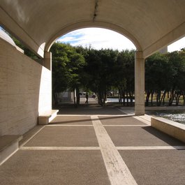Kimbell Art Museum, Fort Worth Photo #3 by Luis Tamayo from flickr