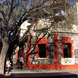 Barrio Lastarria, Santiago Photo #9 by RL GNZLZ from flickr