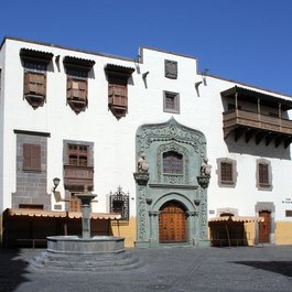 Casa De Colón, Las Palmas De Gran Canaria Photo #5 by Tony Hisgett from flickr