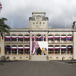 Iolani Palace, Honolulu Photo #3 by Daniel Ramirez from flickr