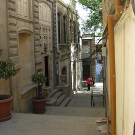 Old Stone Hotel, Baku Photo #8 by Nick Taylor from flickr