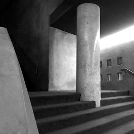 Arizona State University, Tempe Photo #2 by Kevin Dooley from flickr