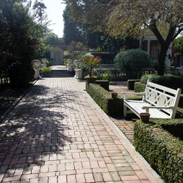Garden Of Dreams, Kathmandu Photo #4 by Matt Zimmerman from flickr