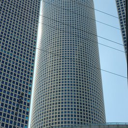 Azrieli Center, Tel Aviv Photo #8 by David King from flickr