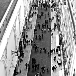 Santa Justa Lift, Lisbon Photo #6 by Pedro Ribeiro Simões from flickr
