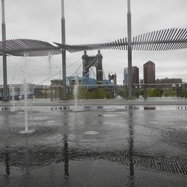Cincinnati itinerary, Smale Riverfront Park