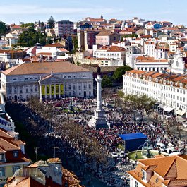 Santa Justa Lift, Lisbon Photo #5 by Pedro Ribeiro Simões from flickr