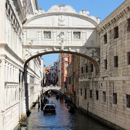 Bridge Of Sighs, Venezia Photo #3 by Fred Romero from flickr