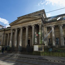 Manchester Art Gallery, Manchester Photo #4 by James West from flickr