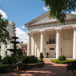 Little Rock itinerary, Old State House Museum