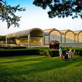 Kimbell Art Museum, Fort Worth Photo #2 by Kevin Muncie from flickr