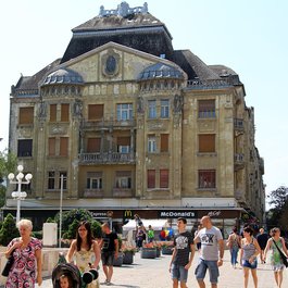 Victoriei Square, Timisoara Photo #6 by Fred Romero from flickr