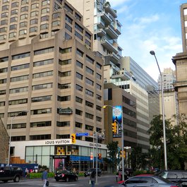 Bata Shoe Museum, Toronto Photo #9 by Ken Lund from flickr
