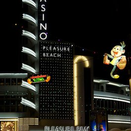 Blackpool Pleasure Beach, Blackpool Photo #6 by Tom Parnell from flickr