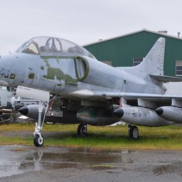 Oakland Aviation Museum, Oakland Photo #3 by Alan Wilson from flickr