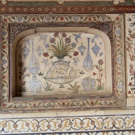 Itmad-ud-daula, Agra Photo #2 by Laurent de Walick from flickr