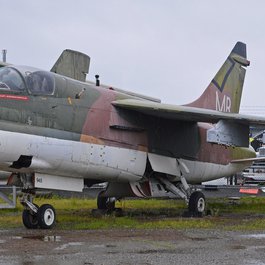 Oakland Aviation Museum, Oakland Photo #8 by Alan Wilson from flickr