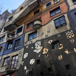 Hundertwasser House, Vienna Photo #9 by Sergei Gussev from flickr