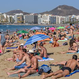 Las Palmas De Gran Canaria itinerary, Las Canteras Beach