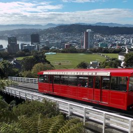Wellington Cable Car, Wellington Photo #9 by gérard from flickr