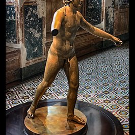 Neues Museum, Berlin Photo #2 by Daniel Mennerich from flickr