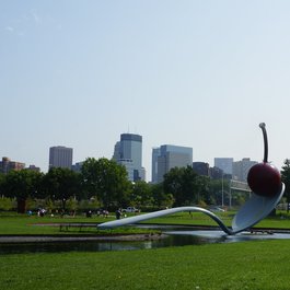 Minneapolis Sculpture Garden, Minneapolis Photo #3 by Greg Gjerdingen from flickr