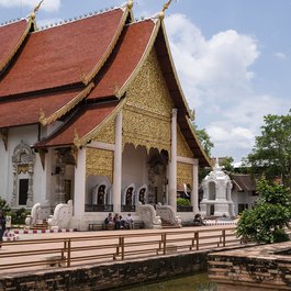 Wat Chedi Luang, Chiang Mai Photo #6 by Edgardo W. Olivera from flickr