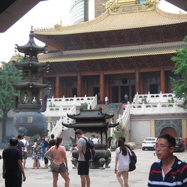Jing'an Temple, Shanghai Photo #5 by Ken Marshall from flickr