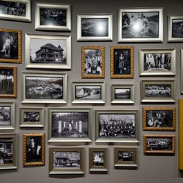 Glenbow Museum, Calgary Photo #3 by xiquinhosilva from flickr