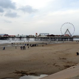Central Pier, Blackpool Photo #4 by Reading Tom from flickr