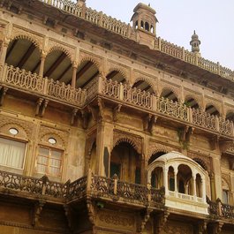 Ramnagar Fort, Varanasi Photo #4 by juggadery from flickr