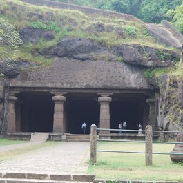 Elephanta Caves, Mumbai Photo #5 by Ting Chen from flickr