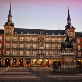 Plaza Mayor, Madrid Photo #1 by Jocelyn Erskine-Kellie from flickr