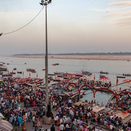 Dashashwamedh Ghat, Varanasi Photo #4 by Ninara from flickr