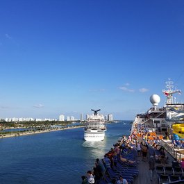 Port - Grand Cayman, Cayman Islands Photo #4 by Michel Curi from flickr
