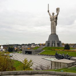 Kyiv (Kiev) itinerary, Motherland Monument