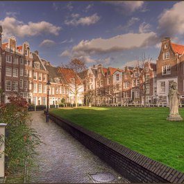 Begijnhof, Amsterdam Photo #4 by Bert Kaufmann from flickr