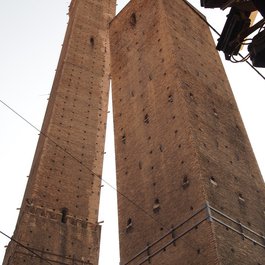 Two Towers, Bologna Photo #9 by William from flickr